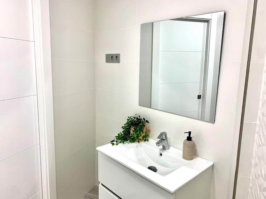 Precioso Apartamento Малага Екстериор снимка